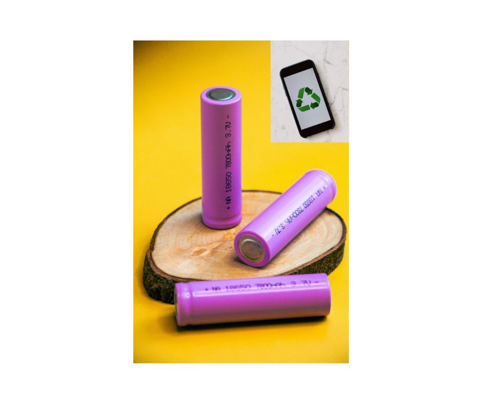 Picture of batteries and recycling icon 